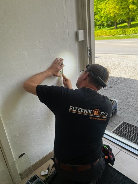Almindelig elarbejder i bolig