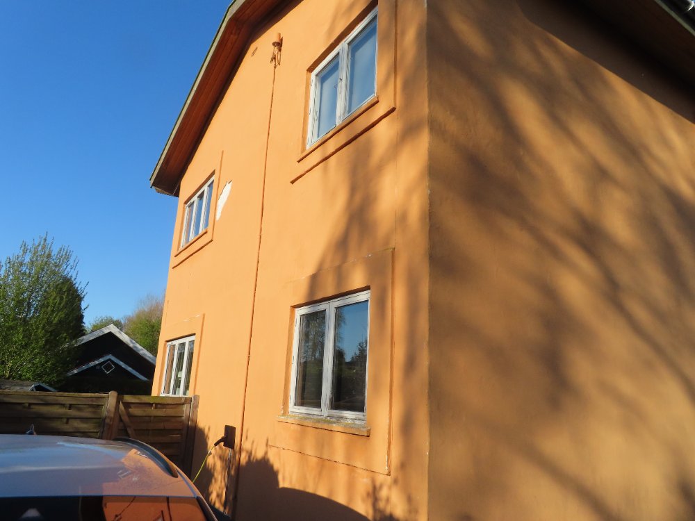 Hus udvendigt før og efter